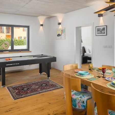 Gorgeous In With Kitchen * Porec