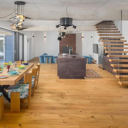 Dom wakacyjny Gorgeous In With Kitchen Poreč