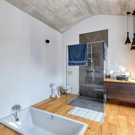 Gorgeous In With Kitchen Пореч