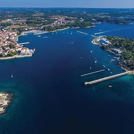 Gorgeous In With Kitchen Dom wakacyjny Poreč